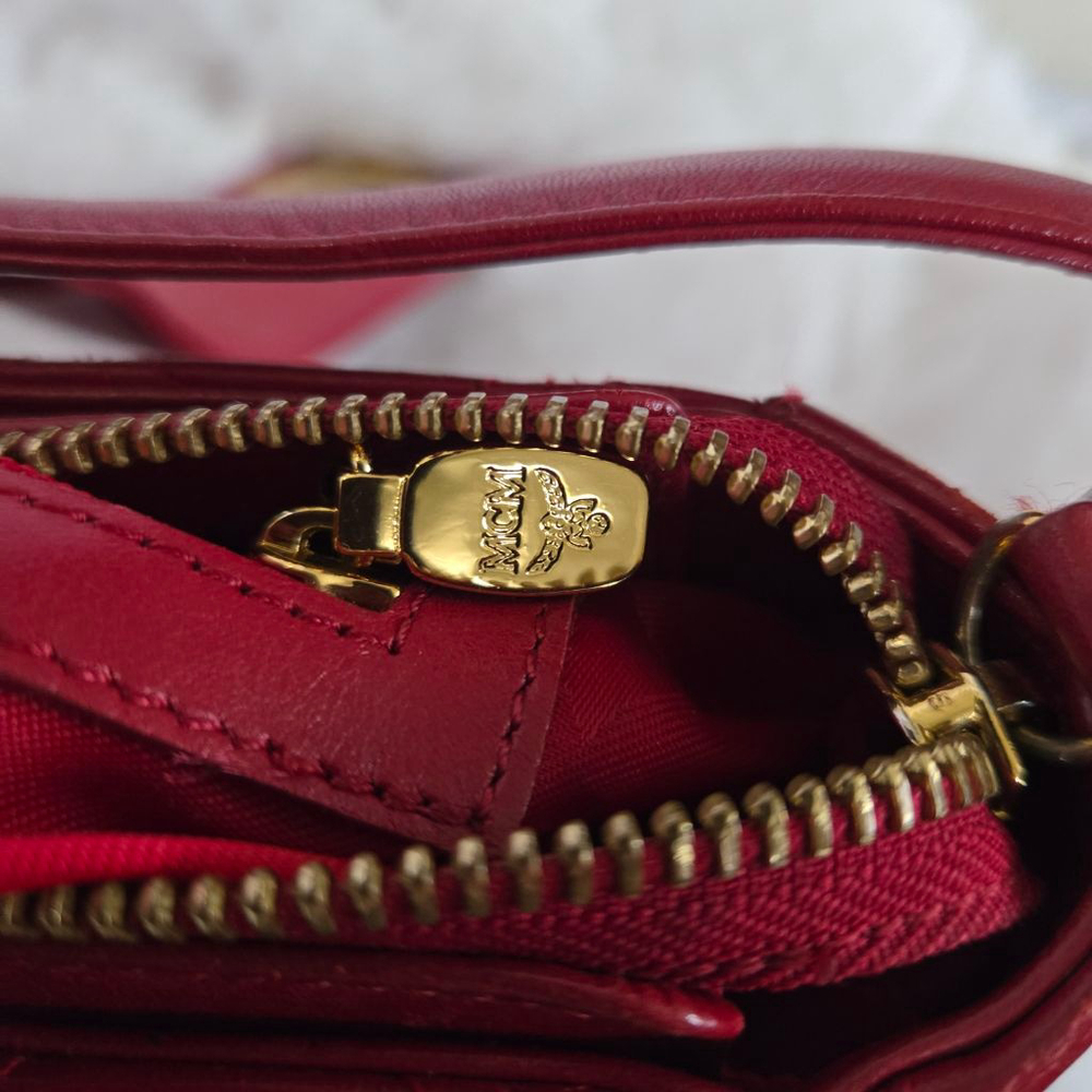 Women's MCM Red Quilted Leather Shoulder / Handbag with COA - Picture 10 of 15